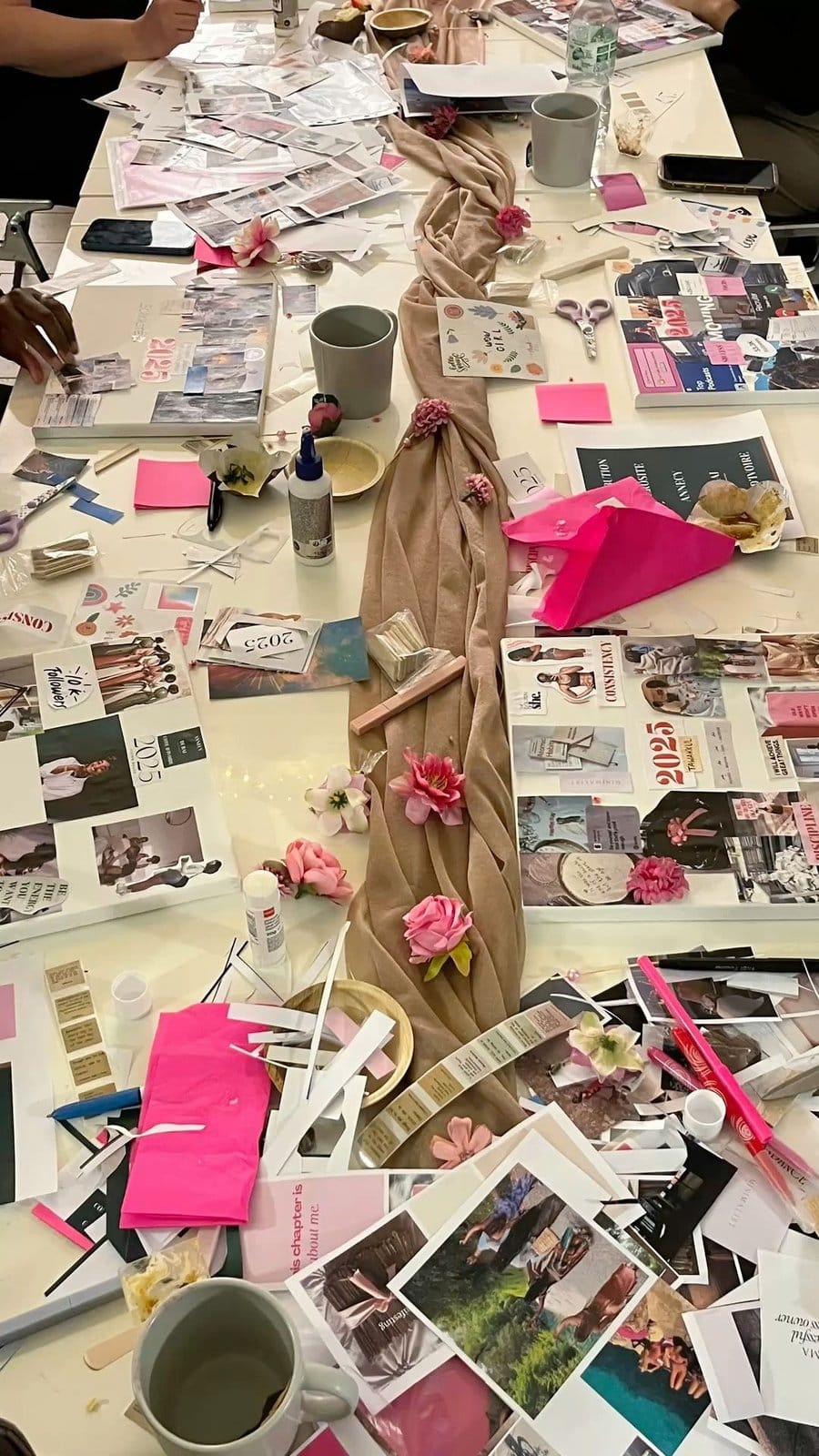 Girls' Nexo: Visionboards & Wine