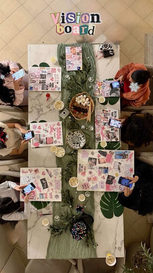 Girls' Nexo: Visionboards & Wine — photo from a past edition 3