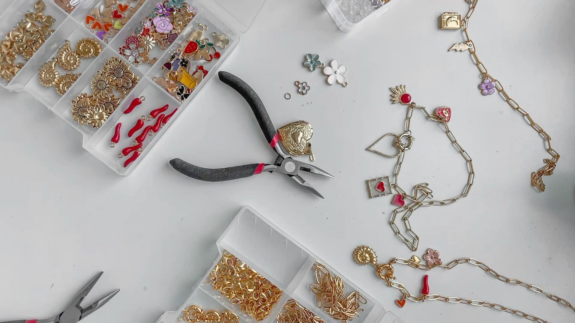 Jewelry Workshop + Unlimited Wine